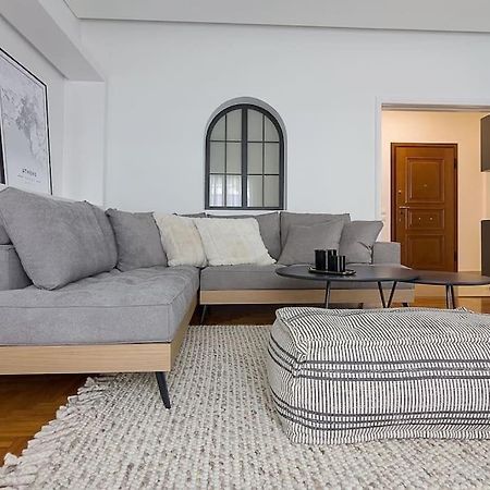 A Unique Apartment In The Historical Center-3Bds Афіни Екстер'єр фото